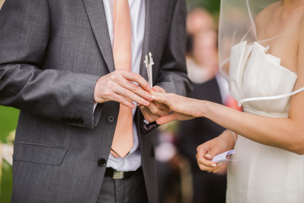 6 Ways to Have a Budget Friendly Wedding