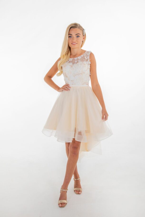model in julianna bridesmaids dress